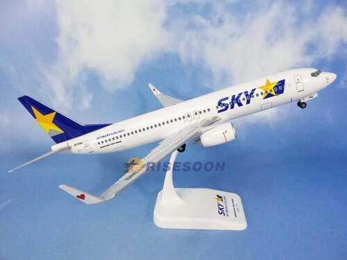 天马航空 Skymark Airlines / B737-800 / 1:130產品圖