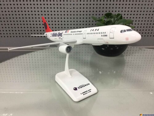 复兴航空 TransAsia Airways / A321 / 1:150產品圖