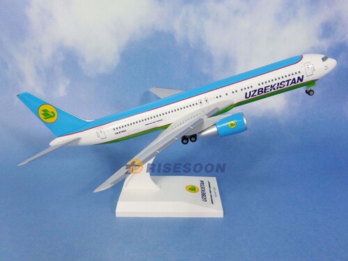 乌兹别克斯坦航空 Uzbekistan / B767-300 / 1:200產品圖
