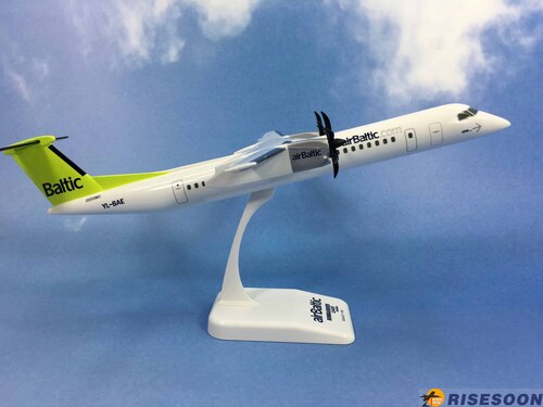 波罗的海航空 Air Baltic / Dash 8-400 / 1:100產品圖